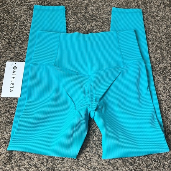 NWT Athleta Elation Rib Tight Bora Bora Rib Blue M - Picture 2 of 4
